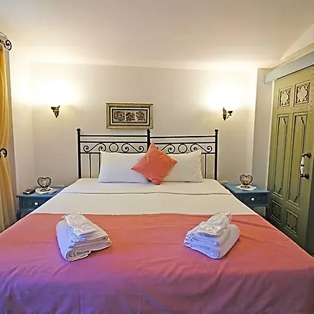 Hotel Oeykue Butik Bozcaada