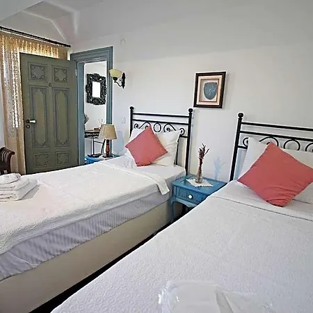 Hotel Oeykue Butik Bozcaada